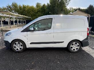 Ford Courier 1.5 TDCI picture 10