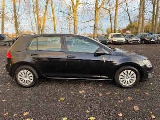 Voiture accidenté Volkswagen Golf TRENDLINE 2015/3