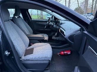 Renault Mégane E-TECH EVOLUT picture 23