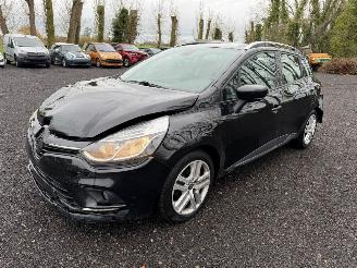 Renault Clio IV GRANDTOUR picture 9