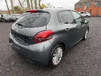 Peugeot 208 ALLURE picture 17