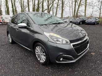 Peugeot 208 208 ALLURE picture 2