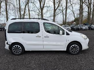 uszkodzony samochody osobowe Citroën Berlingo 1.6 HDI 2018/1