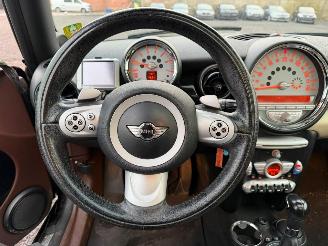 Mini Cooper 1.6 D picture 22