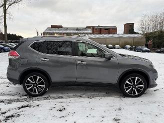 uszkodzony samochody osobowe Nissan X-Trail 1.6 D 2016/3