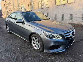 Mercedes E-klasse 200 BLUTC/ 200 picture 2
