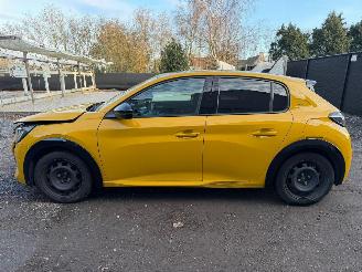 Peugeot 208 II GT LINE picture 9