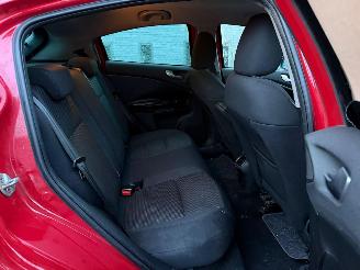 Alfa Romeo Giulietta 1.6 JTD picture 22