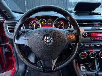 Alfa Romeo Giulietta 1.6 JTD picture 27