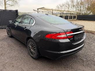 Jaguar XF 2.2 D picture 15