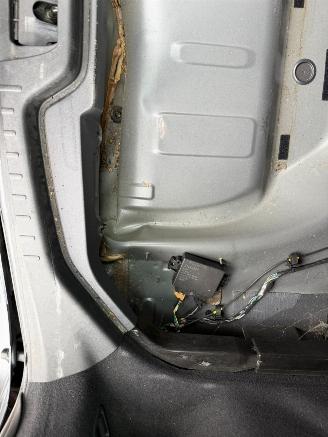 Volvo V-60 V 60 KINETIC picture 16