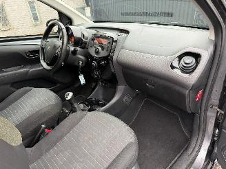 Peugeot 108 STYLE picture 24