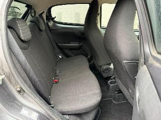 Peugeot 108 STYLE picture 22