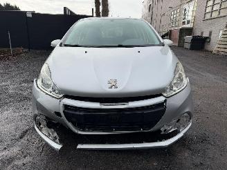 Peugeot 208 1.2 I picture 10