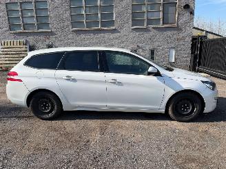 Schadeauto Peugeot 308 II SW STYLE 2016/5