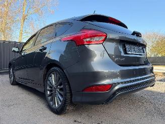Ford Focus ST-LINE picture 13