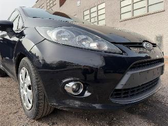 Ford Fiesta TREND picture 3