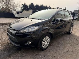 Ford Fiesta TREND picture 9