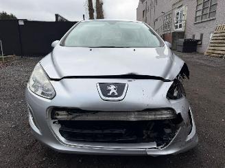 Peugeot 308 1.4 I picture 6