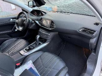 Peugeot 308 1.2 I picture 24