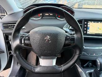 Peugeot 308 1.2 I picture 27