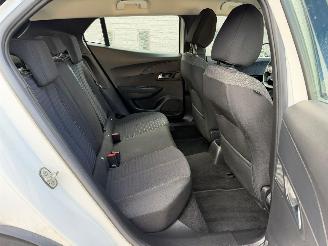 Peugeot 2008 II ACTIVE picture 21