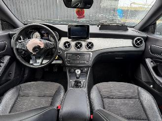 Mercedes Cla-klasse 200 picture 25