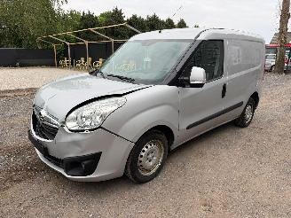 Opel Combo 1.6 picture 11