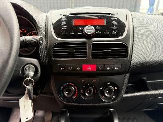 Opel Combo 1.6 picture 29