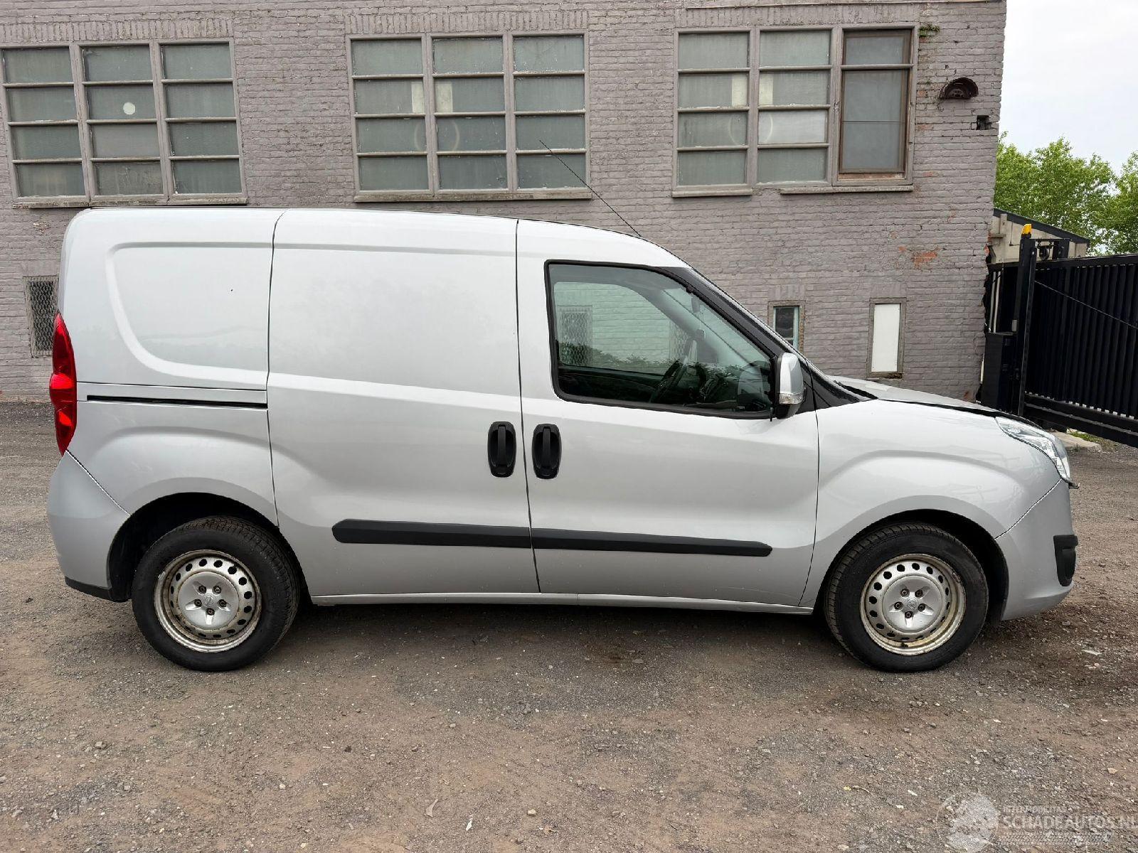 Opel Combo 1.6