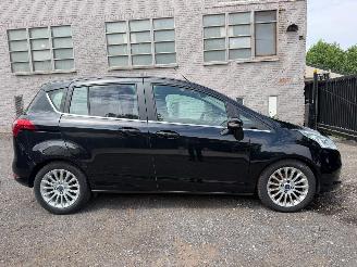 Damaged car Ford B-Max TITANIUM 2013/2