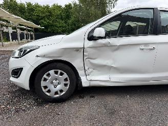 Hyundai I-20  picture 9