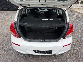 Hyundai I-20  picture 15