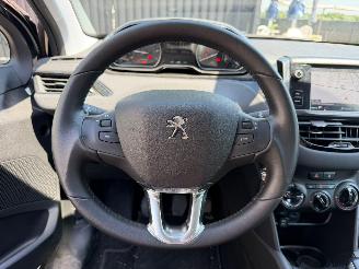 Peugeot 208 1.2 I picture 26