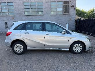 Coche accidentado Mercedes B-klasse 1.8 CDTI 2012/1