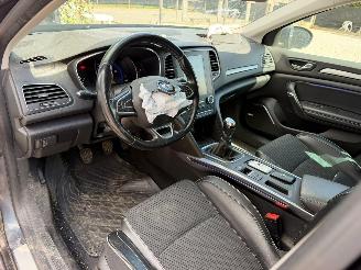 Renault Mégane IV GRANDTOUR picture 25