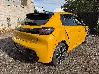 Peugeot 208 II GT LINE picture 19