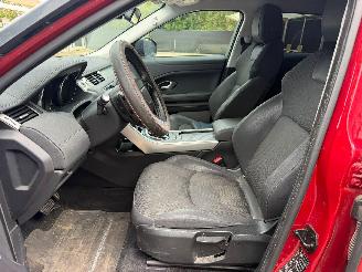 Land Rover Range Rover Evoque SE picture 17