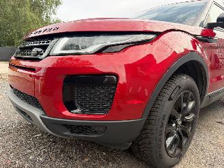 Land Rover Range Rover Evoque SE picture 7