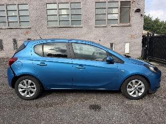 krockskadad bil auto Opel Corsa ENJOY 2017/10
