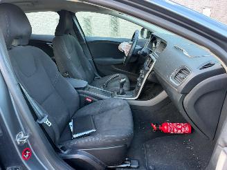 Volvo V-40 V 40 KINETIC picture 21