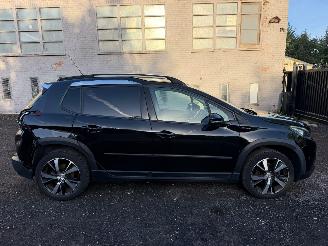 Vaurioauto  passenger cars Peugeot 2008 GT LINE 2017/7