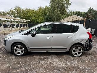 Peugeot 3008 ALLURE picture 4