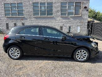 Unfallwagen Mercedes A-klasse A 180 D 2018/6