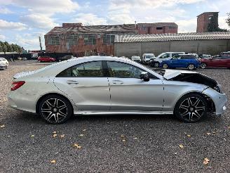 damaged passenger cars Mercedes CLS 220 BLUETEC/ 2016/11