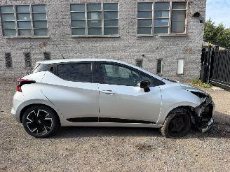 Schadeauto Nissan Micra TEKNA 2021/9