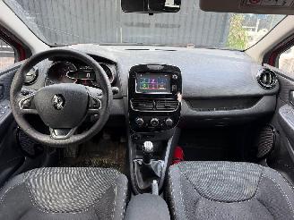 Renault Clio IV GRANDTOUR ZE picture 26