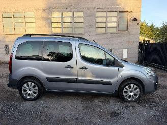 damaged passenger cars Citroën Berlingo 1.6 HDI 2018/4