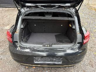Renault Clio V E-TECH ENGINE picture 19