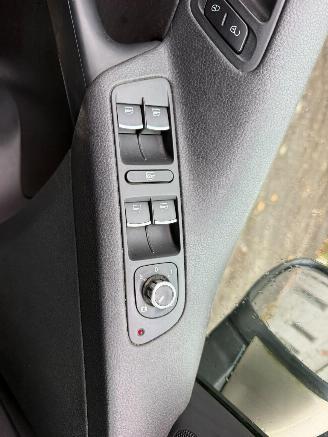Volkswagen Tiguan 2.0 DTI picture 32